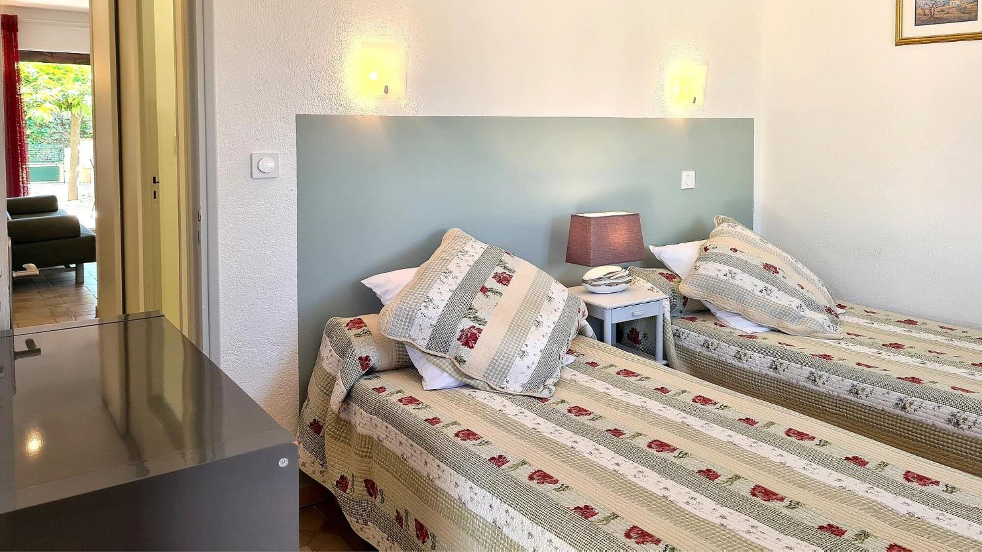 Villa Au Mont Gaussier Saint-Rémy-de-Provence Zimmer foto